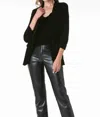 Tart Collections Kia Blazer In Black In Black