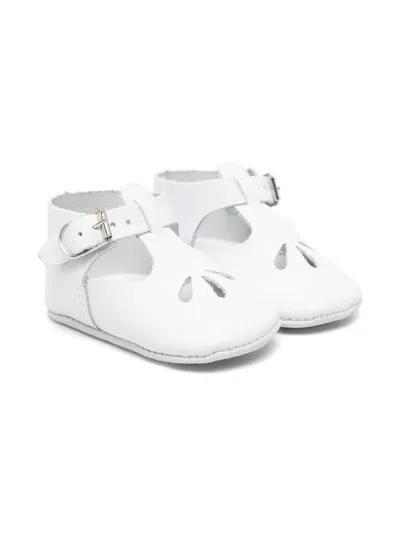 Tartine Et Chocolat Babies' Openwork Leather Pre-walkers In White