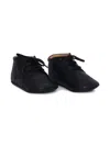 Tartine Et Chocolat Perforated Detailing Pre-walkers In Black