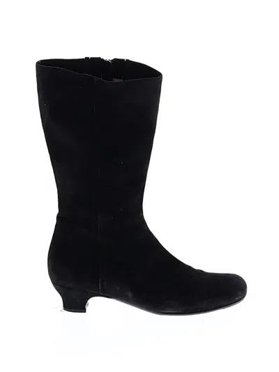 Pre-owned Taryn Rose Boots In Black