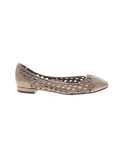 Pre-owned Taryn Rose Flats In Tan