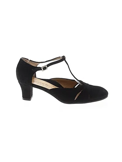 Pre-owned Taryn Rose Heels In Black