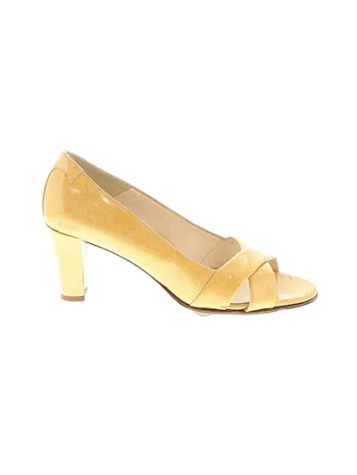 Pre-owned Taryn Rose Heels In Yellow