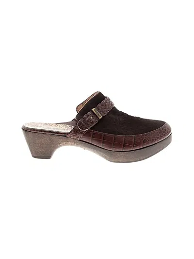 Pre-owned Taryn Rose Mule/clog In Brown