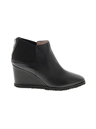 Pre-owned Taryn Rose Wedges In Black