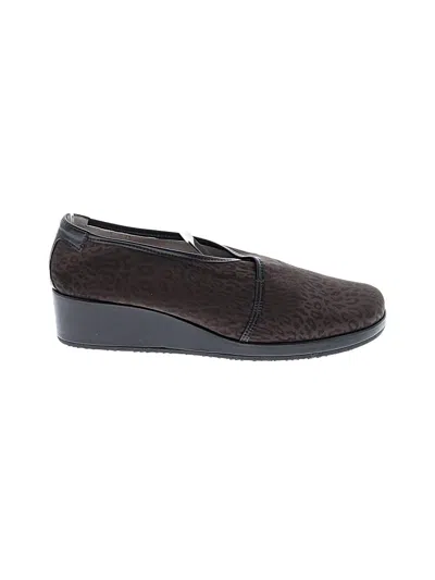 Pre-owned Taryn Rose Wedges In Brown