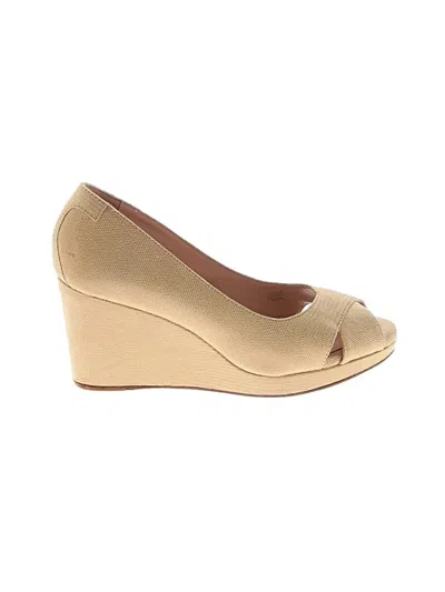 Pre-owned Taryn Rose Wedges In Gold