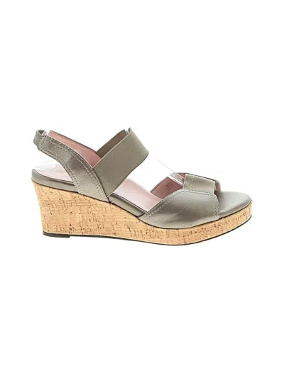 Pre-owned Taryn Rose Wedges In Gray