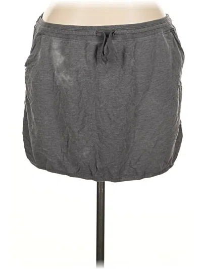 Pre-owned Tasc Casual Skirt In Gray