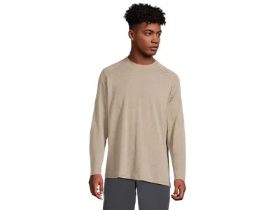 Tasc Performance Carrollton Long Sleeve Fitness T-shirt Men's Long Sleeve Pullover Gray Oak Heather: Sm In Brown