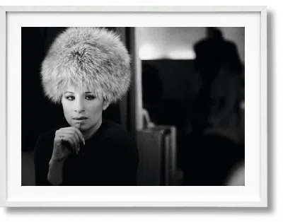 Taschen Barbra Streisand, Art Edition No. 101–200, Lawrence Schiller ‘streisand En Route To London' In Black