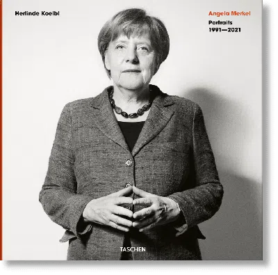 Taschen Herlinde Koelbl. Angela Merkel. Portraits 1991–2021 In Animal Print