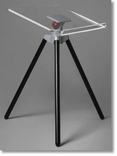 Taschen Marc Newson. Bookstand