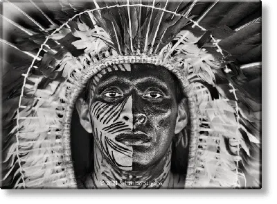 Taschen Sebastião Salgado. Amazônia. Magnet ‘yawanawa Man' In Blue