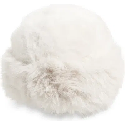 Tasha Après Ski Faux Fur Bucket Hat In White