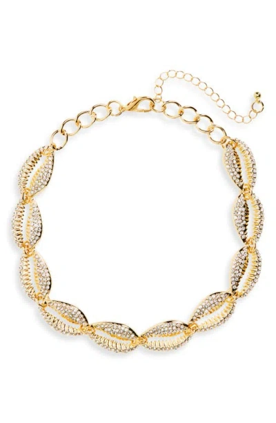 Tasha Conch Shell Necklace In Gold