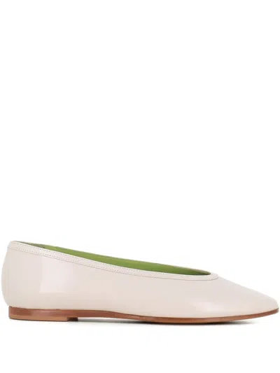 Tassinari Leather Ballerina Shoes In ホワイト