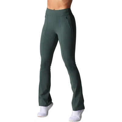 Tavi Apres Pant In Green