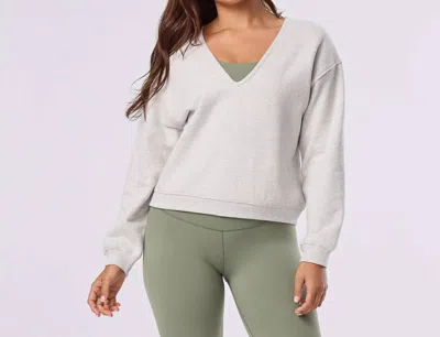 Tavi Deep V-neck Sweatshirt In Ash In Gray