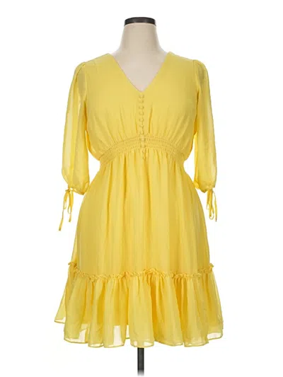 Pre-owned Taylor Casual Dress In Yellow