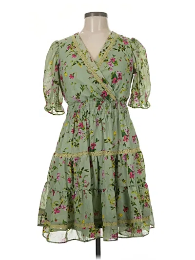 Pre-owned Taylor Cocktail Dress In Green