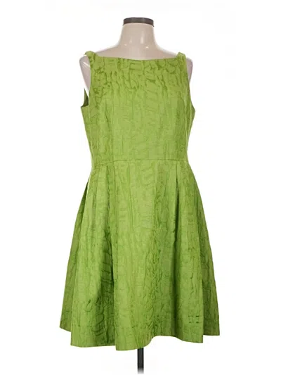 Pre-owned Taylor Cocktail Dress In Green
