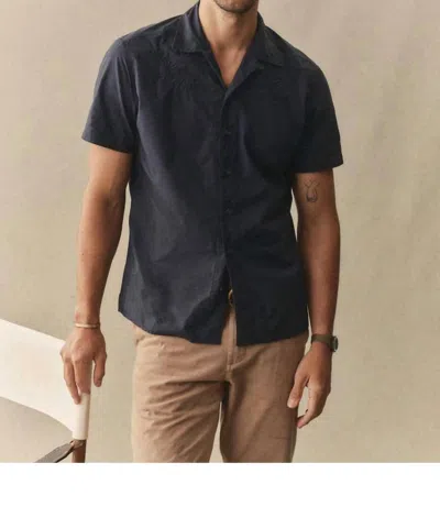 Taylor Stitch Davis Short Sleeve Shirt In Navy Floral Embroidery In Blue