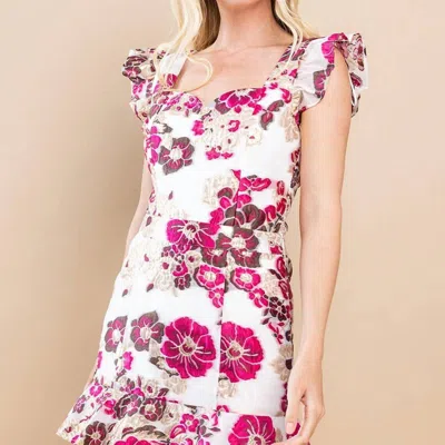 Tcec Jerilyn Jacquard Floral Skirt In Pink In White