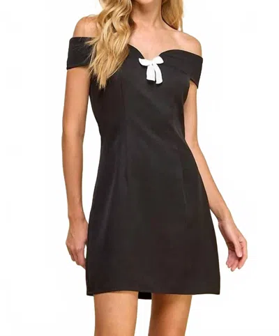 Tcec Off The Shoulder Bow Detail Dress In Black
