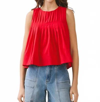 Tcec Sleeveless Pleated Tank Top In Red