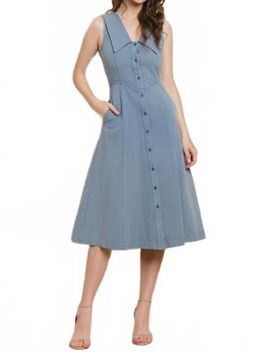 Tcec V-neck Vintage Midi Dress In Blue In Gray