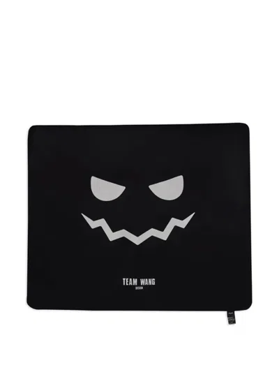 Team Wang Design Spooky Face Blanket (160cm X 130cm) In Black