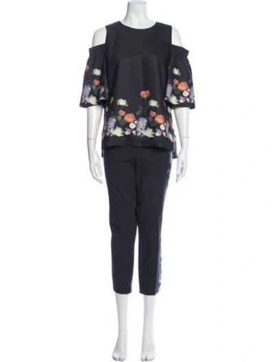 Pre-owned Ted Baker Floral Print Cutout Accent Pant Set In Black