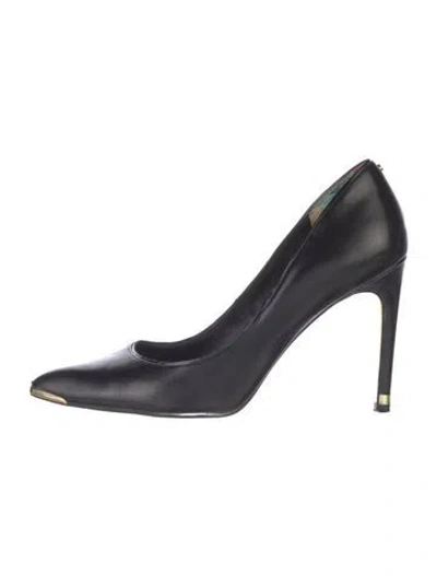 Pre-owned Ted Baker Leather Pumps In Black