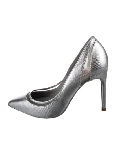 Pre-owned Ted Baker Leather Pumps In Silver