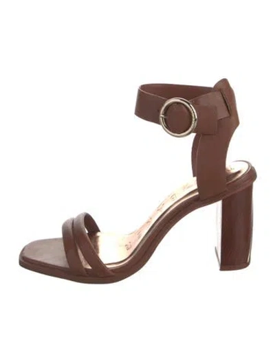 Pre-owned Ted Baker Leather Sandals In Brown