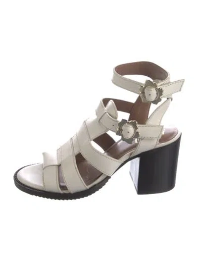 Pre-owned Ted Baker Leather Sandals In White