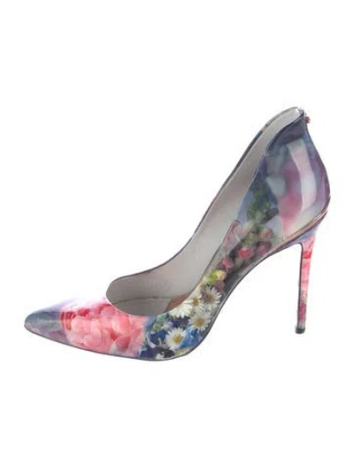 Pre-owned Ted Baker Patent Leather Floral Print Pumps In Blue