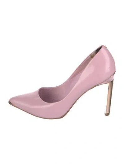 Pre-owned Ted Baker Patent Leather Pumps In Pink