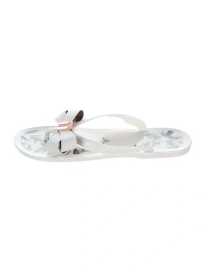 Pre-owned Ted Baker Rubber Floral Print Flip Flops In White
