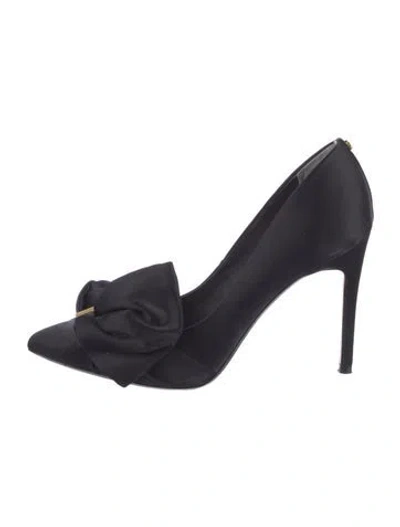 Pre-owned Ted Baker Satin Bow Accents Pumps In Black