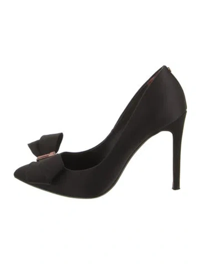 Pre-owned Ted Baker Satin Bow Accents Pumps In Black