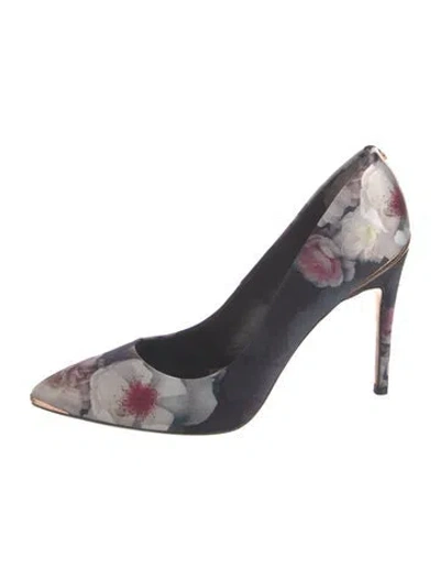 Pre-owned Ted Baker Satin Floral Print Pumps In Black