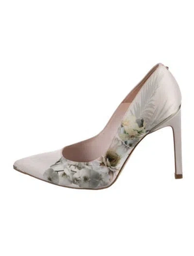 Pre-owned Ted Baker Satin Floral Print Pumps In Multicolor