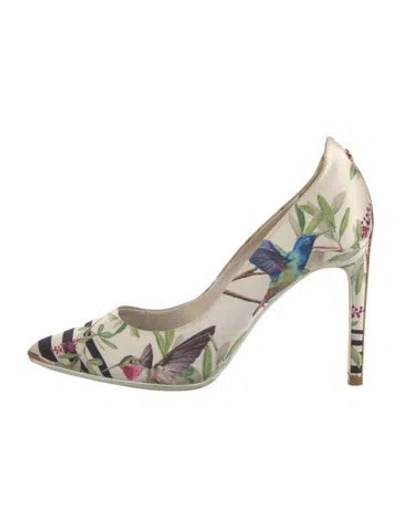 Pre-owned Ted Baker Satin Floral Print Pumps In White