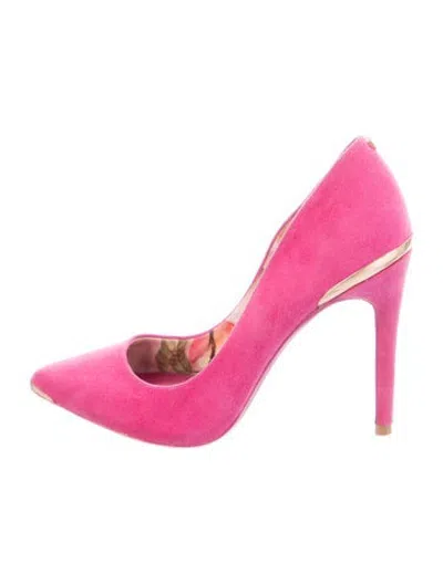 Pre-owned Ted Baker Suede Pumps In Pink