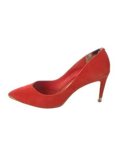 Pre-owned Ted Baker Suede Pumps In Red