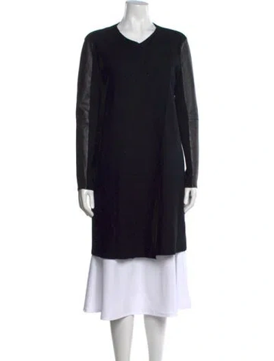 Pre-owned Ted Baker Wool V-neck Sweater In Black