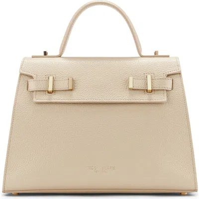 Teddy Blake Ava 11" In White