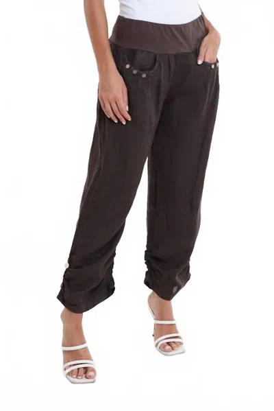 Tees By Tina Georgia Side Ruche Linen Pant In Espresso In Brown